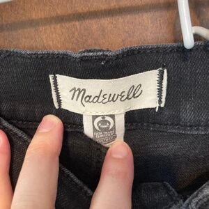 Madewell Black kick crop jeans